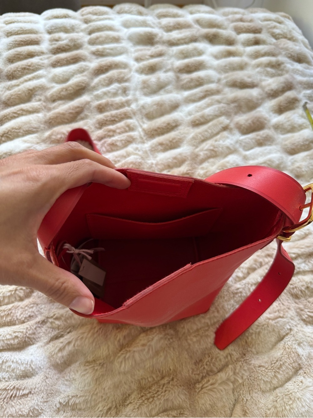 Madewell Tomato Red Leather Adjustable Strap Bucket Bag - Women New With Tags - Picture 6 of 7